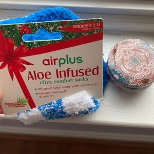 Spa Self Care Soy Candle Aloe Infused Socks Bundle